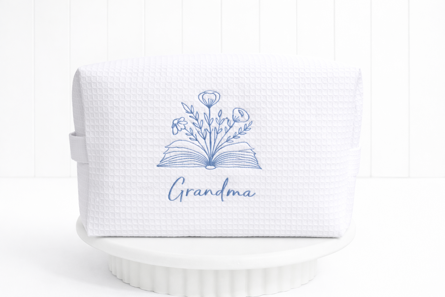 Personalized, custom White Waffle Make Up Bag, mama birthday gifts, mum gifts , grandma gifts, book lover gifts