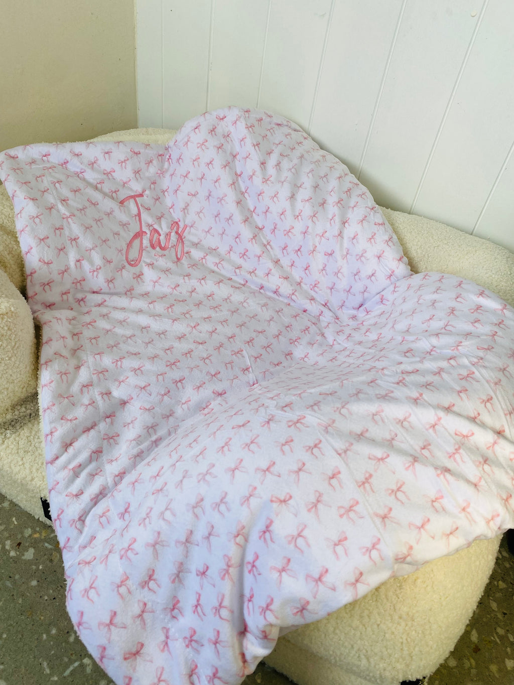 Cute pink bow custom dog blanket